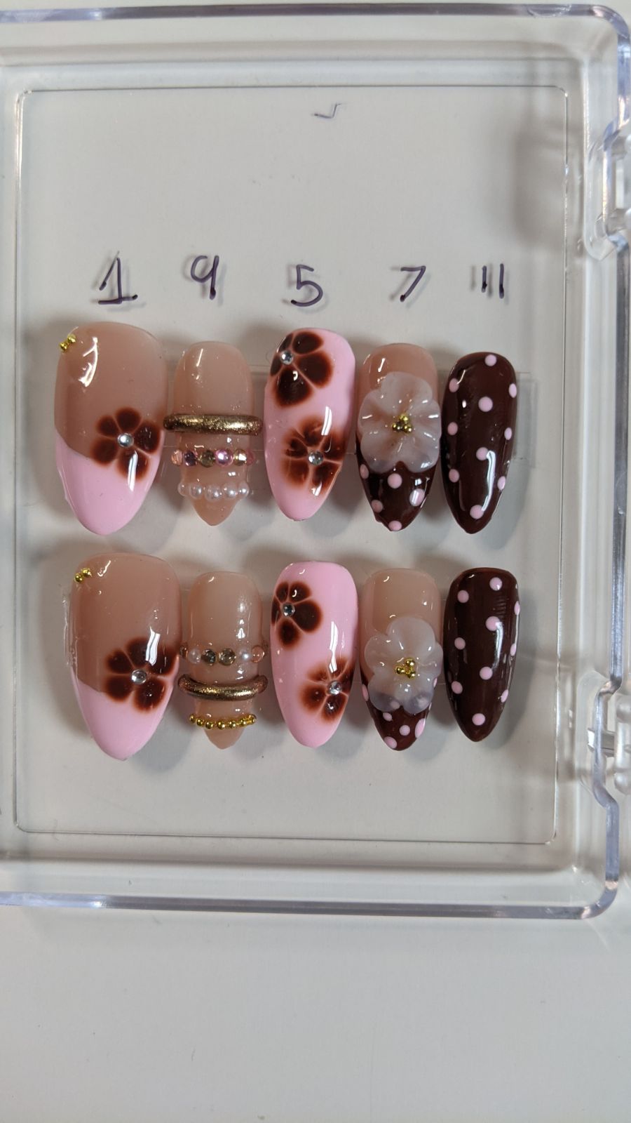 Dotted Daydream Press-On Nails | Medium Almond Length